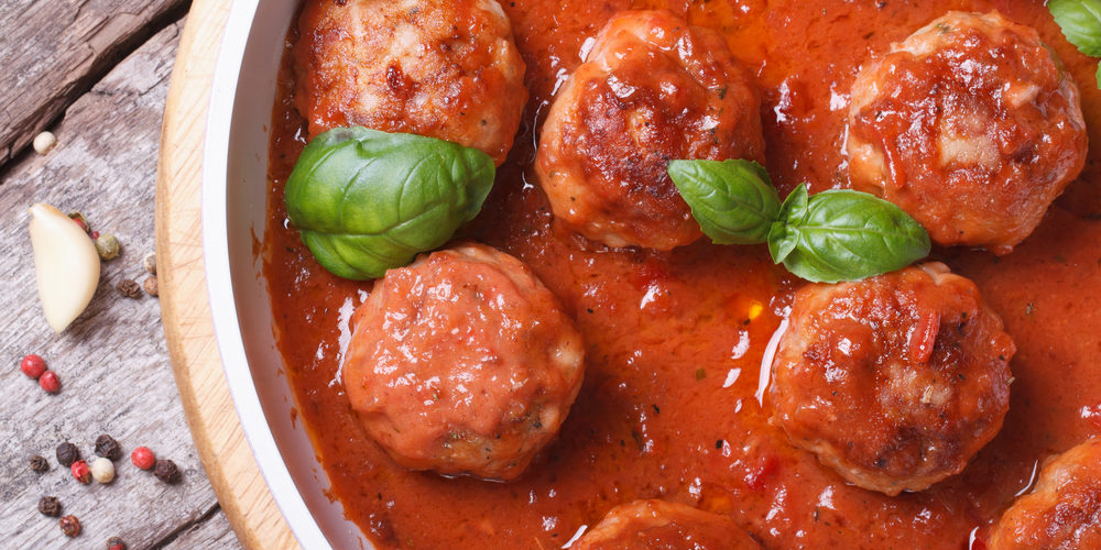 Boulettes de boeuf hache a la sauce tomate