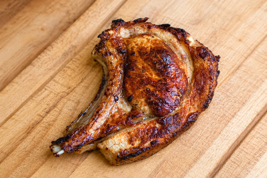 Côte de veau grillée, dorée et savoureuse