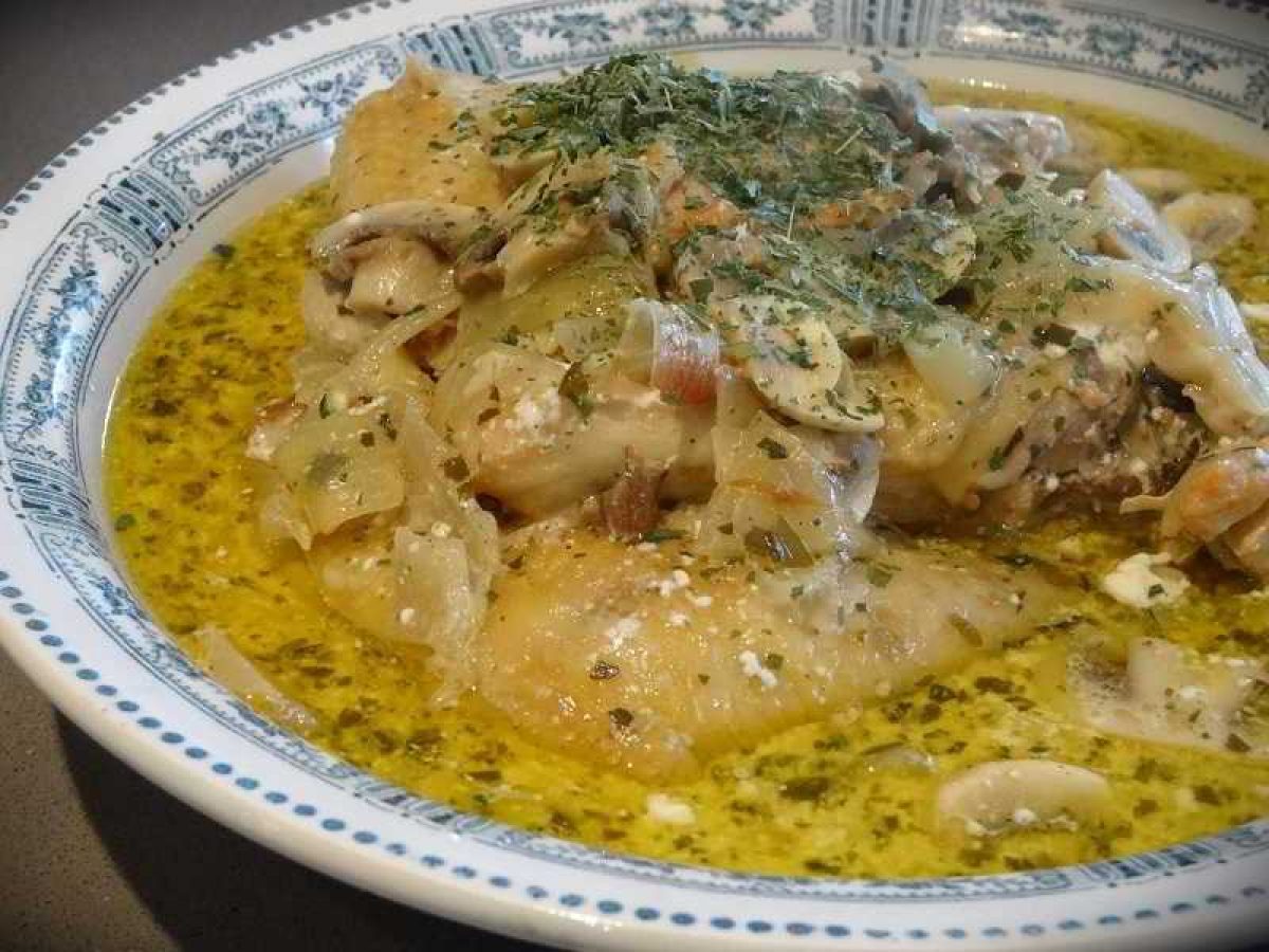 Fricassee de poulet a l'ancienne en sauce cremeuse